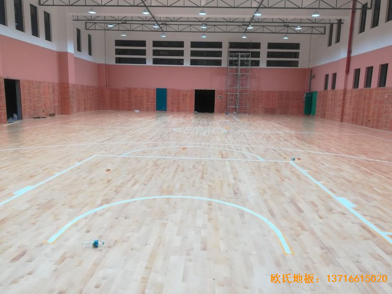 ��h�A���Ϻ���С�w��ľ�ذ尲�b����