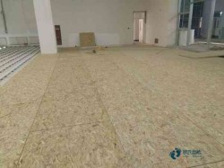 ��ʽ�����w���\��ľ�ذ屣�B(y��ng)